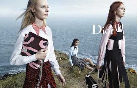 Dior nos lleva a la costa para la campaña de otoño