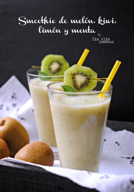 Smoothie de melón, kiwi, limón y menta