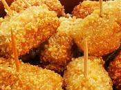 Pinchos salchicha rebozada mostaza especias costra nueces Brasil