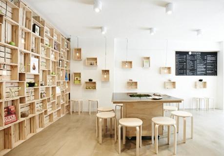 Locales decorados con cajas de madera, un toque diferente y original.