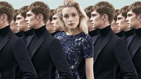 Jessica Stam y Mathias Lauridsen posan para la nueva campaña de Harrolds