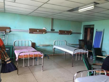 EL ROSTRO OCULTO DE LA SALUD CUBANA (+FOTOS) 11719929_1593292414270116_1161144998_n