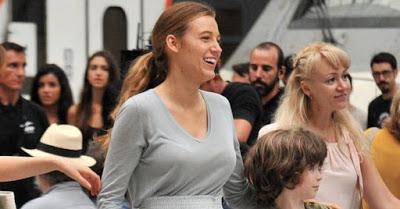 Blake Lively, una mamá de cine de rodaje en Barcelona