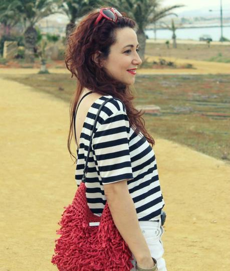 Truco para llevar la espalda al aire -  Trick for a backless decolletage