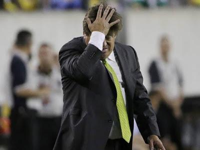 Cesan a Miguel Herrera de la Selección Mexicana