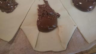 MINI CROISSANTS RELLENOS DE NUTELLA