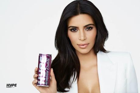 Kim Kardashian viaja en el tiempo en la nueva campaña de Hype