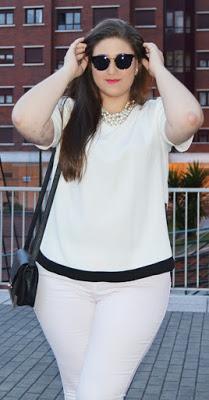 Outfit of the Day ~ ¡Salgamos por ahí! - Jeggins + Lacitos
