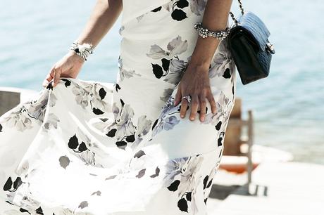 Revolve_In_The_Hamptons-Privacy_Please_Dress-Floral_Print-Black_Espadrilles-Chanel_Bag-Outfit-Street_Style-Pop_Up_Revolve-Collage_Vintage-31