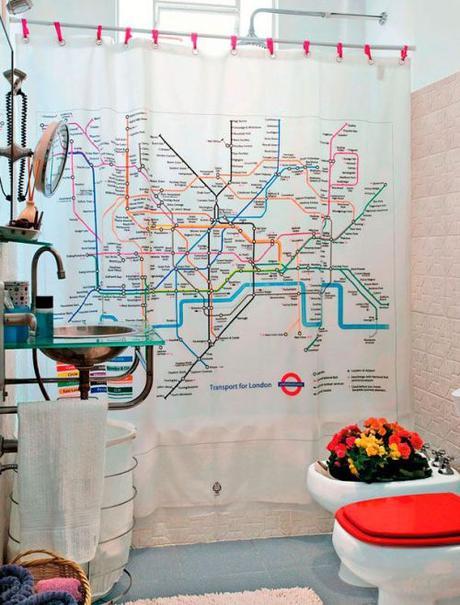 Decoración urbana inspirada en las líneas de metro Decoración urbana inspirada en las líneas de metro