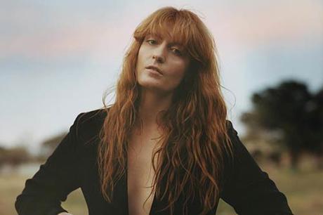 Florence + The Machine estrena cortometraje para ‘Queen of Peace’ y ‘Long and Lost’