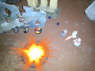 Cicatrices Blancas vs Guardia de la Muerte + Demonios, Contacto Perdido
