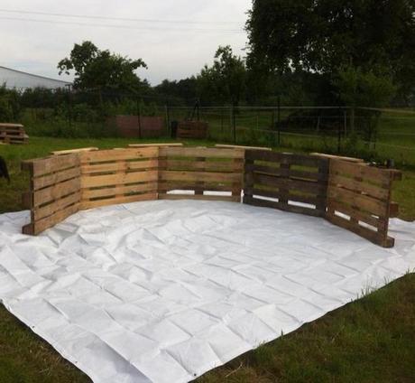 piscina con pallets