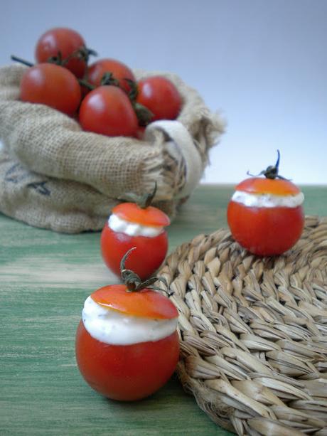 Tomates cherry rellenos