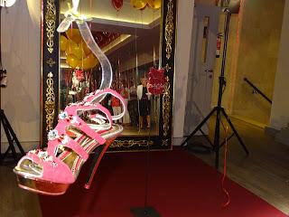 Los lujosos zapatos de Sara Navarro visitaron Marbella