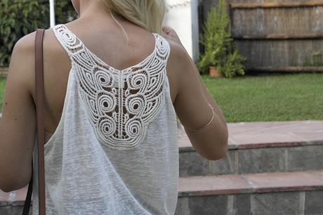 CROCHET BACK