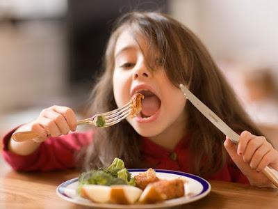 1 de cada 2 niños dejan comida en el plato, ¿será verdad?