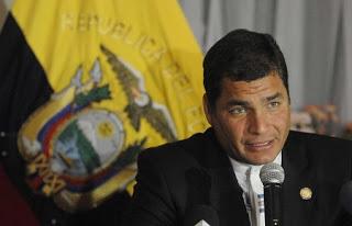 Correa: “Las bombas panfletarias son parte del golpe blando”