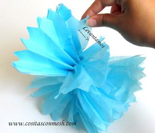 Cómo hacer pompones de papel para decoración