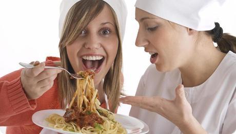 comer la psta sin cortarla