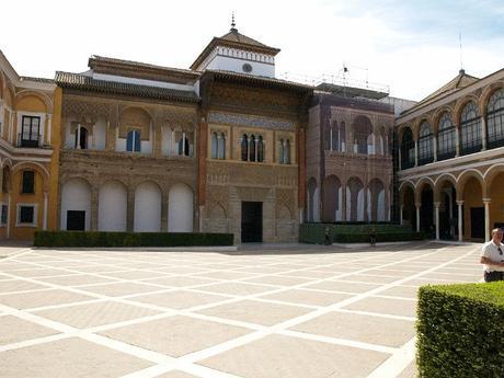 Leonor de Guzmán y Maria de Molina, las mujeres que cambiaron la historia de Castilla  (III)