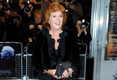 Muere la personalidad Británica de  TV , Cilla Black
