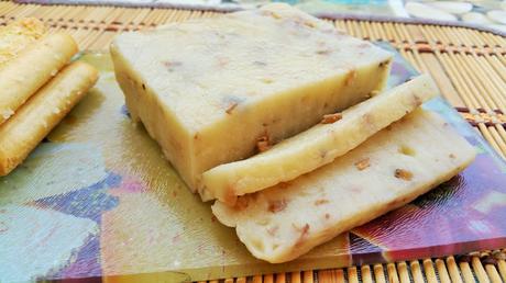 Queso vegano fácil con champiñones