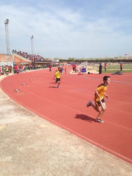 Previa compionat de catalunya de relleus 4×80 4×200