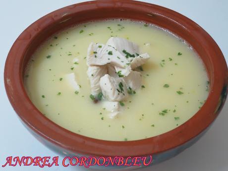 SOPA DE POLLO Y HUEVO. BUKNADE (A POTTAGE). RECETA MEDIEVAL. SIN GLUTEN