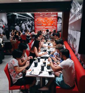 Steak n Shake aterrizan en Madrid burgers saborosas al alcance de la mano