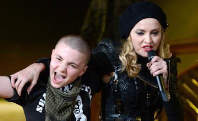 Rocco Ritchie pide a Madonna que vuelva con Sean Penn