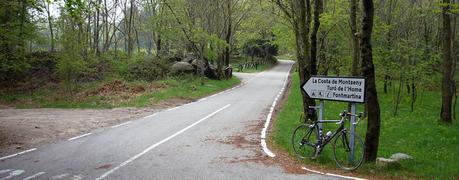 CICLISMO EN EL PUERTO DE MONTAÑA DE SANTA FE DEL MONTSENY, CATALUÑA. CICLISMO EN EL PUERTO DE MONTAÑA DE SANTA FE DEL MONTSENY, CATALUÑA.