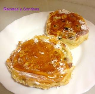 PANQUEQUES DE ARANDANOS Y PANQUEQUES DE FRAMBUESAS Y MASCARPONE