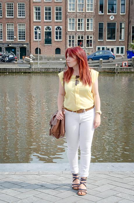 Outfit para hacer turismo en Amsterdam