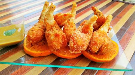 Gambas vegetales al coco con vinagreta de naranja y mostaza