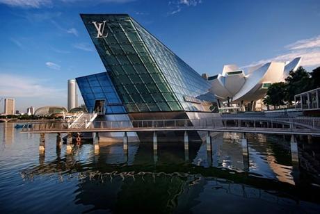 Louis Vuitton en Singapur por FTL Design Engineering Studio