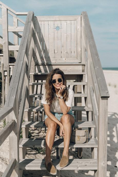 Flying_Point_Beach-The_Hamptons-Striped_Shorts-Saylor_NY-Espadrilles-Beach_Look-Chloe_Girls-Outfit-Revolve_In_The_Hamptons-5