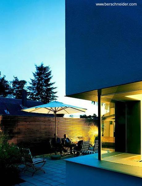 Casa moderna de suburbio en Alemania.