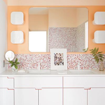 UNA VIVIENDA EN LA PLAYA LLENA DE COLOR