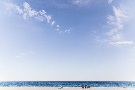 Beach_Riot-Bikini-Crop_Top-Red_Swimwear-Revolve_In_The_Hamptons-Collage_On_The_Road-15