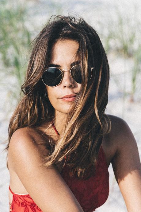 Beach_Riot-Bikini-Crop_Top-Red_Swimwear-Revolve_In_The_Hamptons-Collage_On_The_Road-33