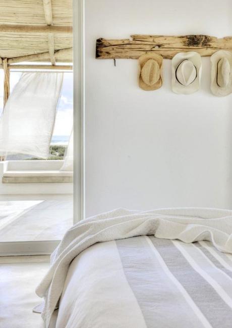 Combatir el calor….siempre con estilo y Fujitsu Dormitorio en blanco muy veraniego