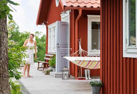 estilo nórdico escandinavo estilo campestre nórdico (nordic country) El estilo coastal cottage decoración tonos naturales decoración en blanco Casa de madera casa de la playa cabaña estilo nórdico 