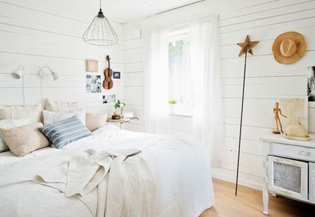 estilo nórdico escandinavo estilo campestre nórdico (nordic country) El estilo coastal cottage decoración tonos naturales decoración en blanco Casa de madera casa de la playa cabaña estilo nórdico 