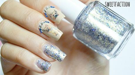 Uñas decoradas con water decals de animales