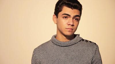 Adam Irigoyen , cumple 18 años
