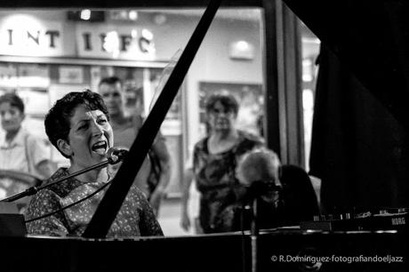 © R.Domínguez - Donkey Monkey