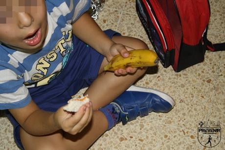 comer fruta niños