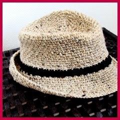 2357.- Sombreros playeros de crochet