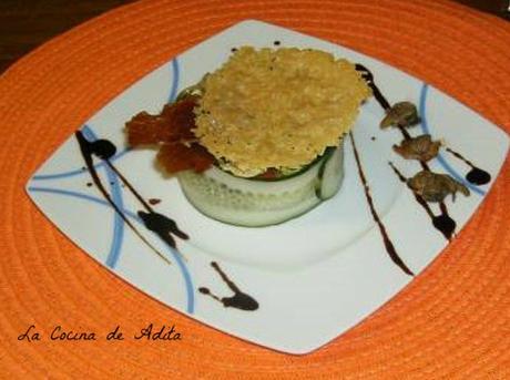 Ensalada con crujientes ,de queso y jamón